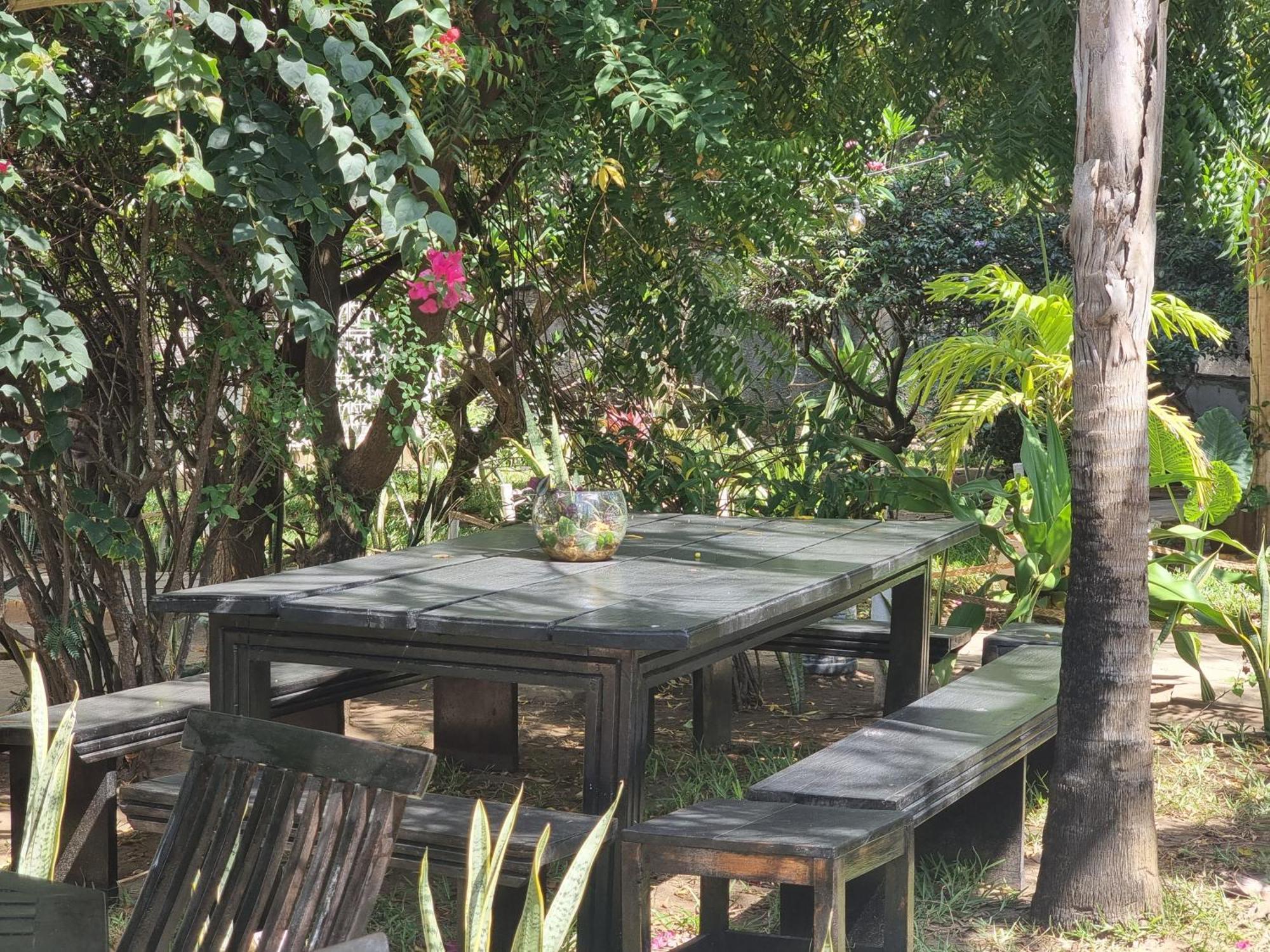 Hostel Tulia House Backpackers Mombasa Zewnętrze zdjęcie