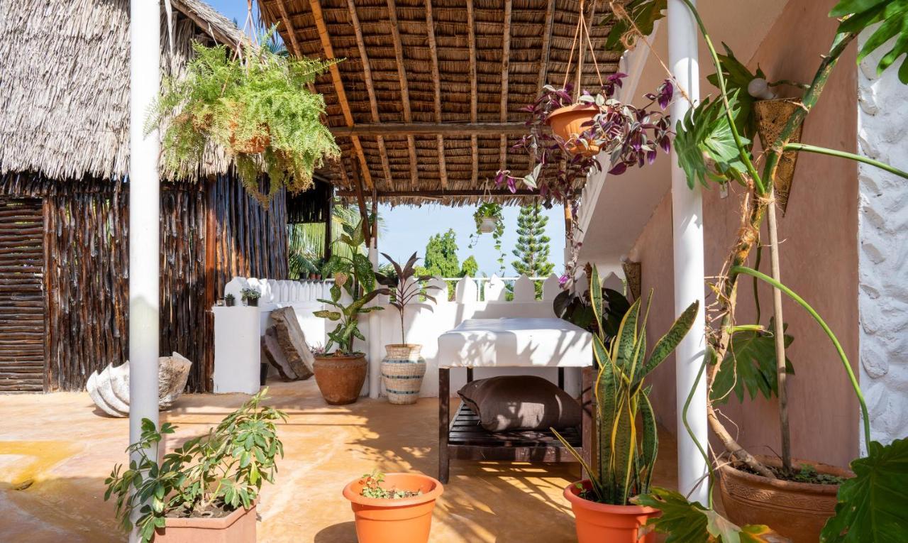 Hostel Tulia House Backpackers Mombasa Zewnętrze zdjęcie