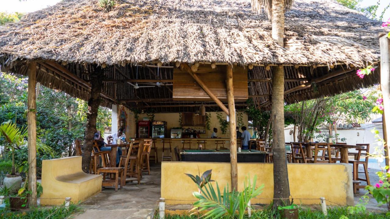 Hostel Tulia House Backpackers Mombasa Zewnętrze zdjęcie
