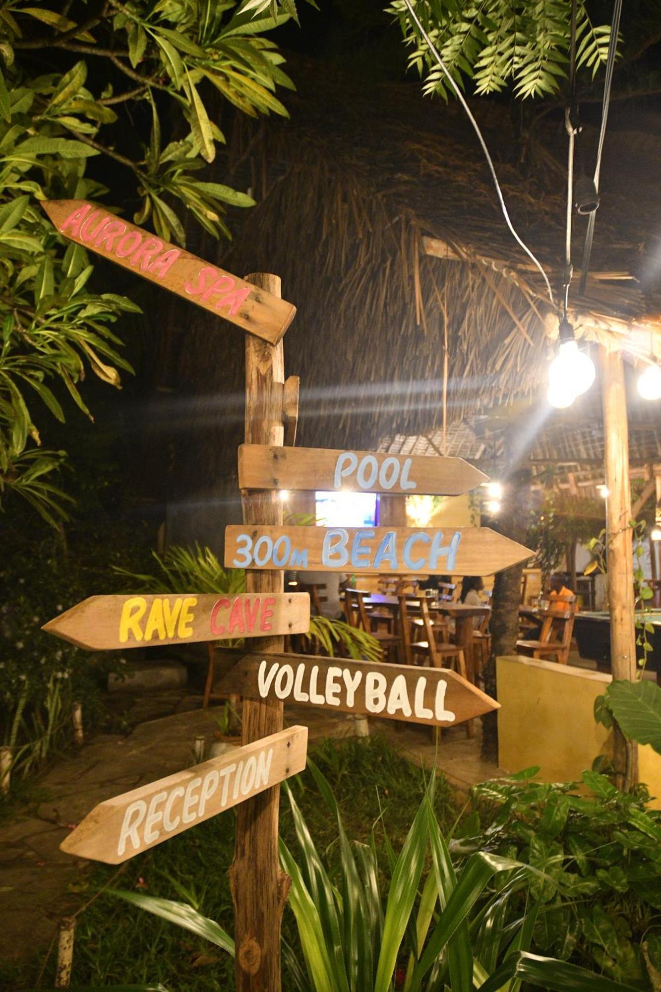 Hostel Tulia House Backpackers Mombasa Zewnętrze zdjęcie