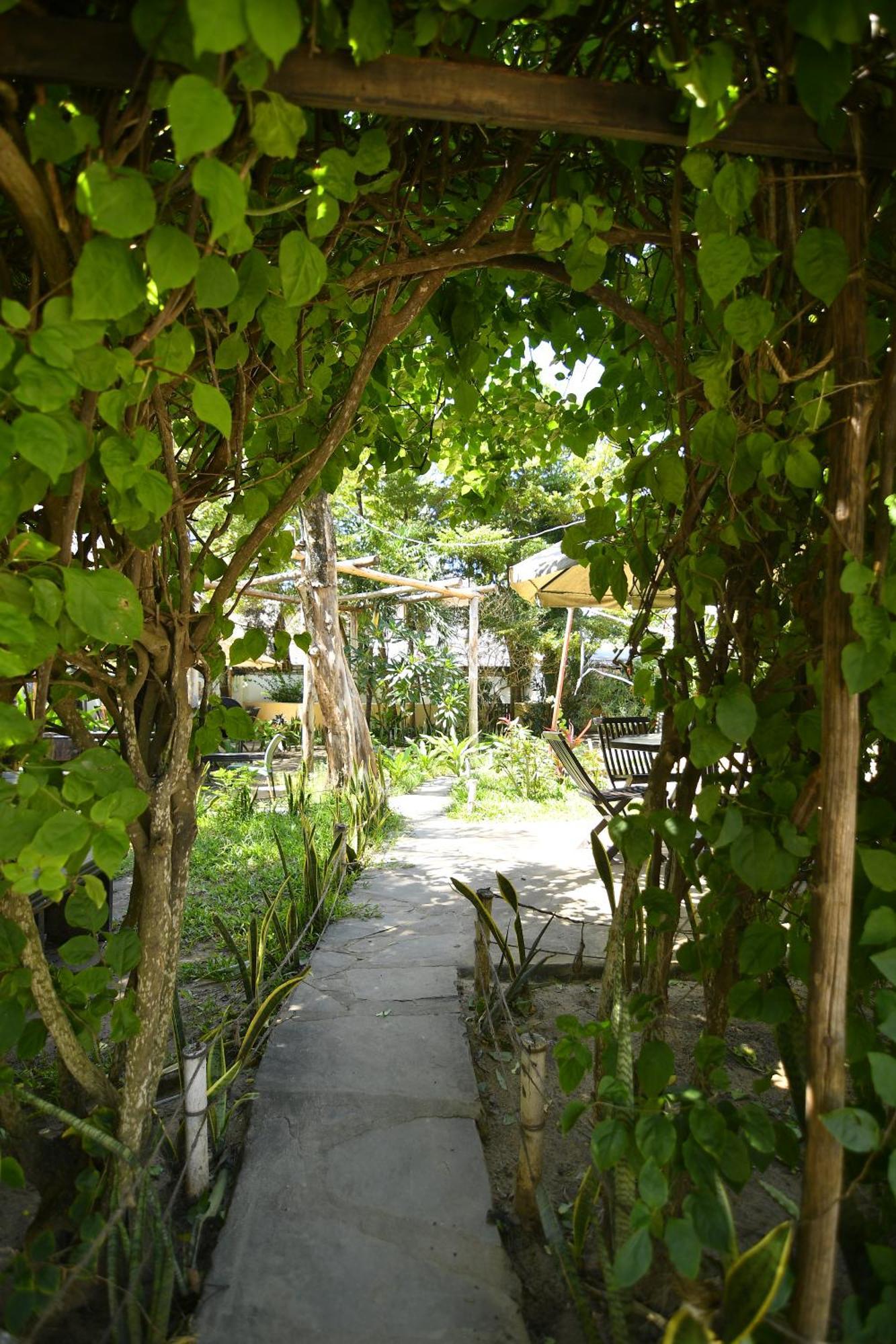 Hostel Tulia House Backpackers Mombasa Zewnętrze zdjęcie