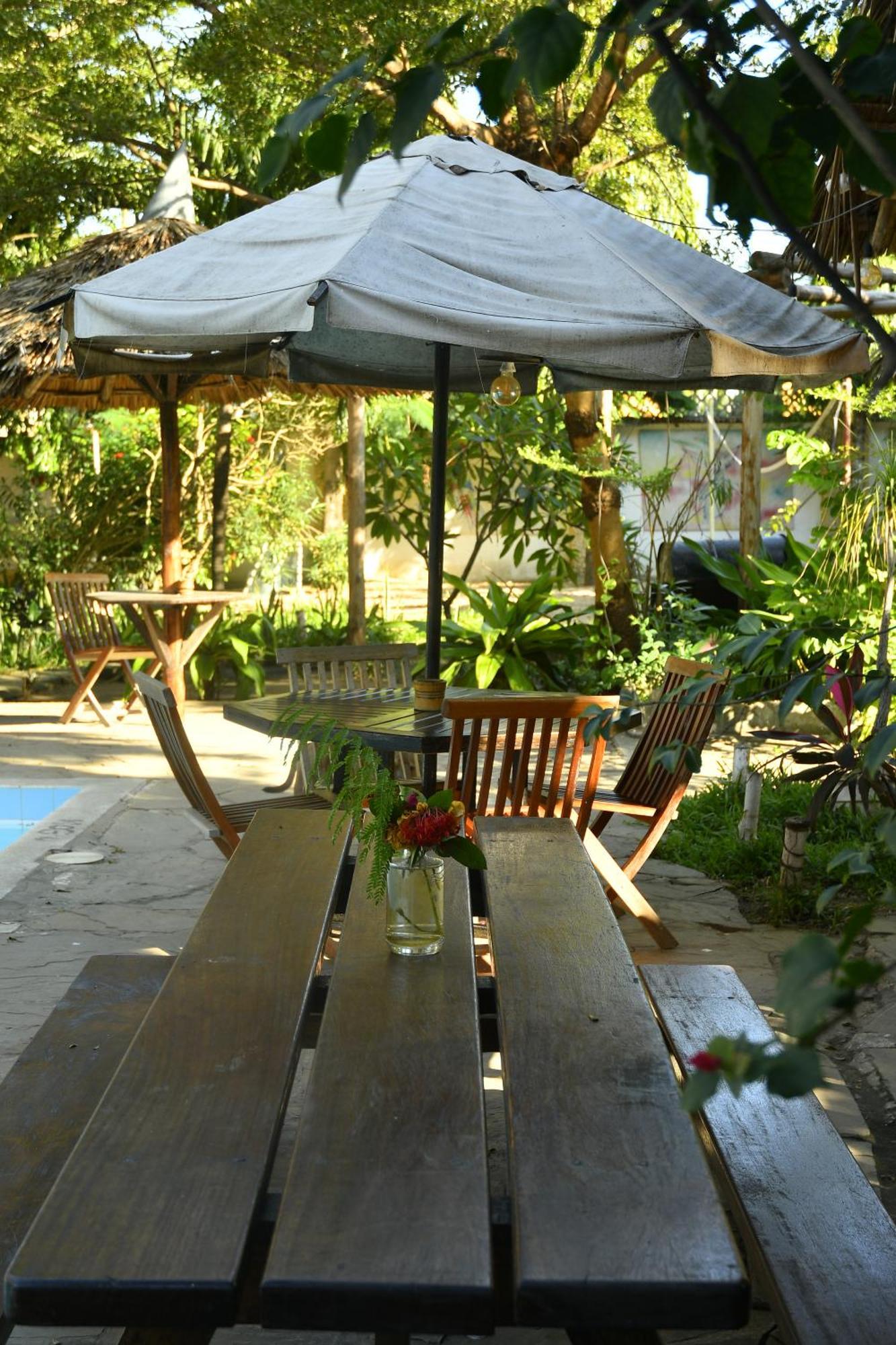 Hostel Tulia House Backpackers Mombasa Zewnętrze zdjęcie